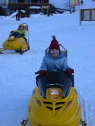 110-1038 IMG
... Warm-Up f�r das Ski-Doo Rennen ...