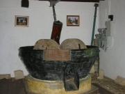 108-0863_IMG ...�liven-�l M�hle im Kloster...
